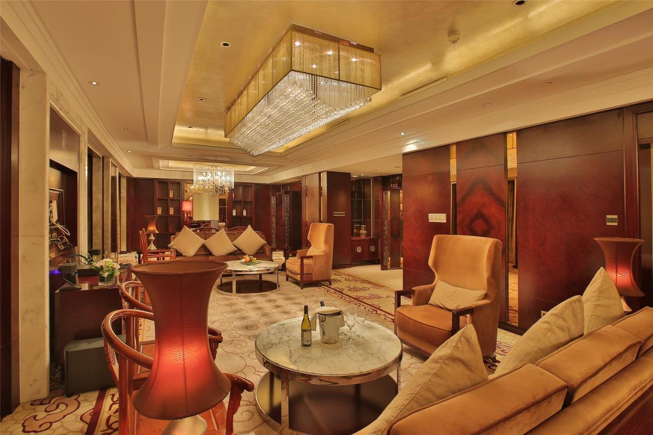 Wyndham Qingdao Hotel Екстериор снимка