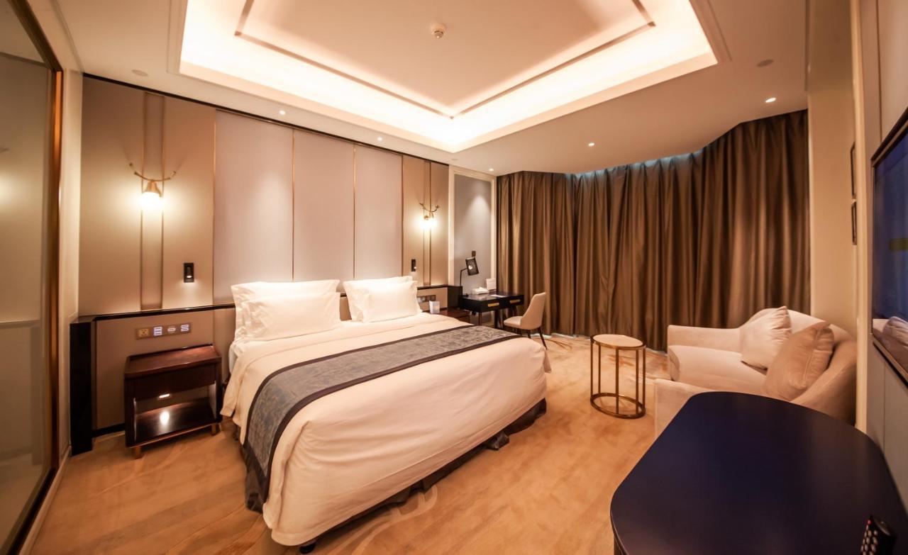 Wyndham Qingdao Hotel Екстериор снимка