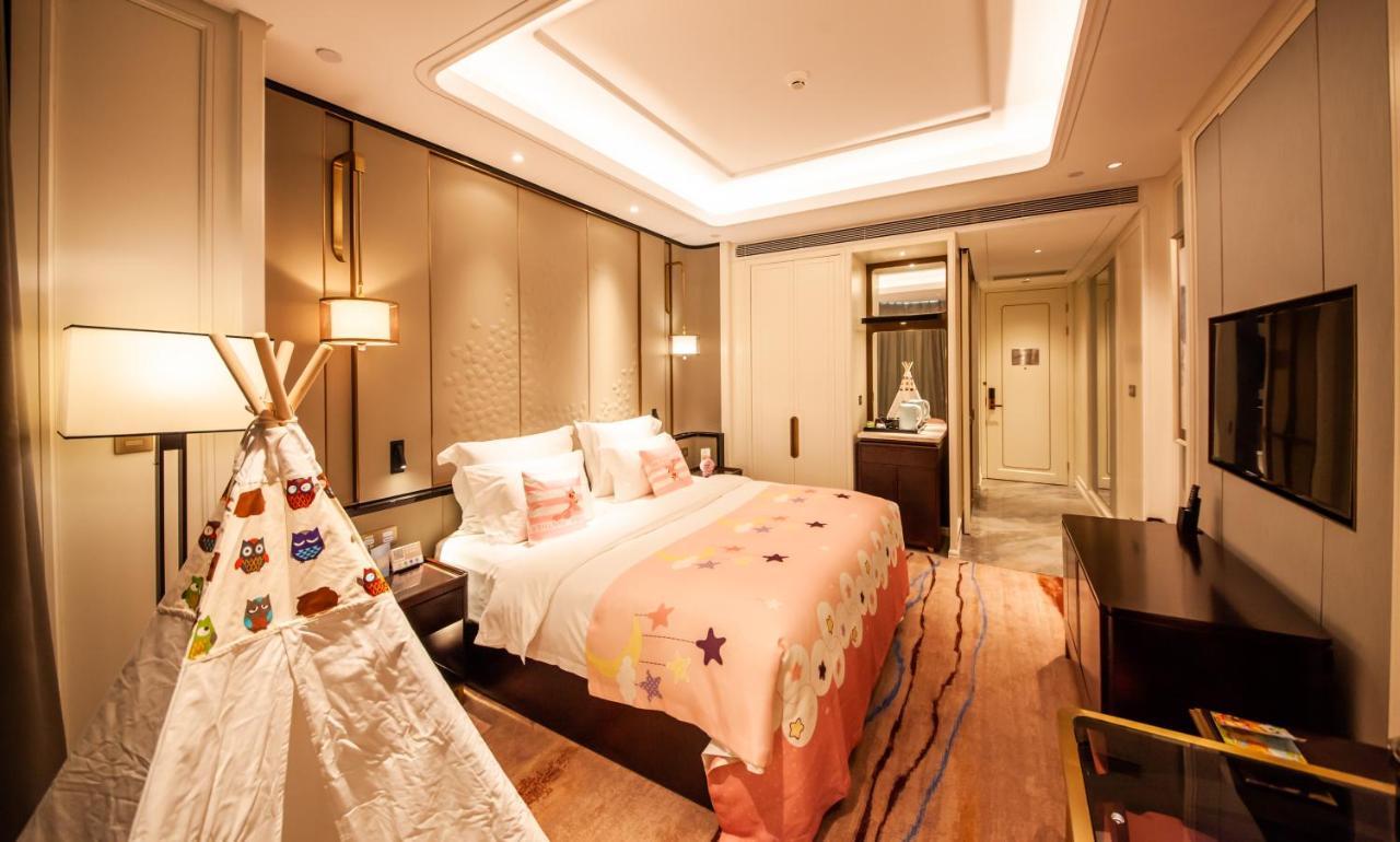 Wyndham Qingdao Hotel Екстериор снимка